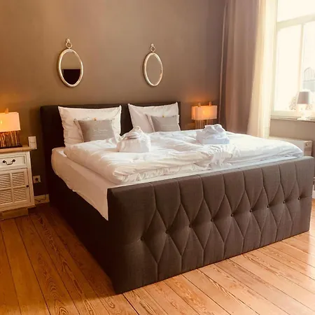 The Hampton Hock's - Wellness & Wine