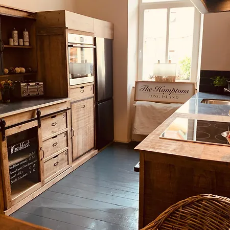 The Hampton Hock's - Wellness & Wine Apart Otel Freinsheim