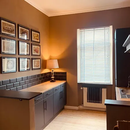 The Hampton Hock's - Wellness & Wine Apart Otel 4*