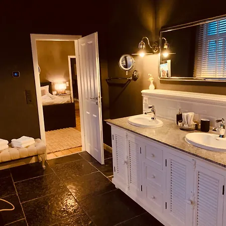 The Hampton Hock's - Wellness & Wine 4*