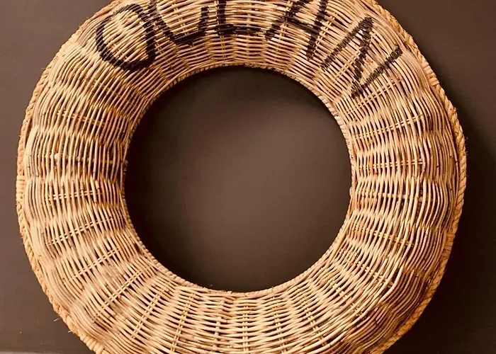 The Hampton Hock's - Wellness & Wine