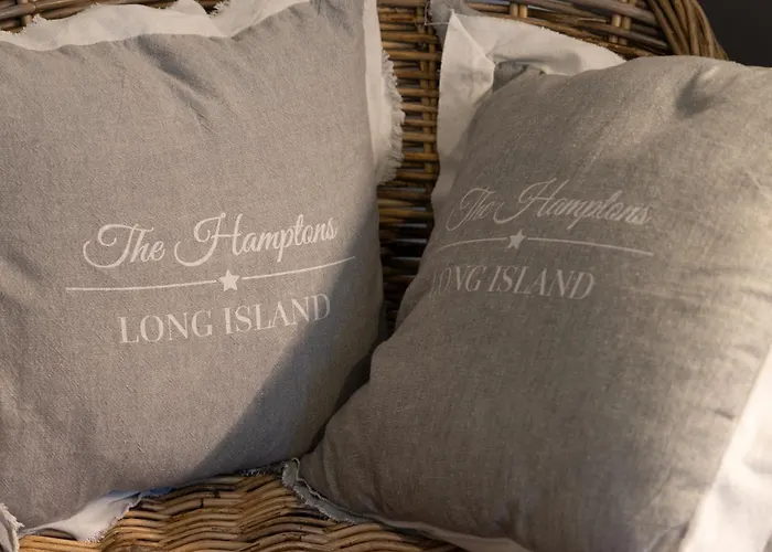 The Hampton Hock's - Wellness & Wine