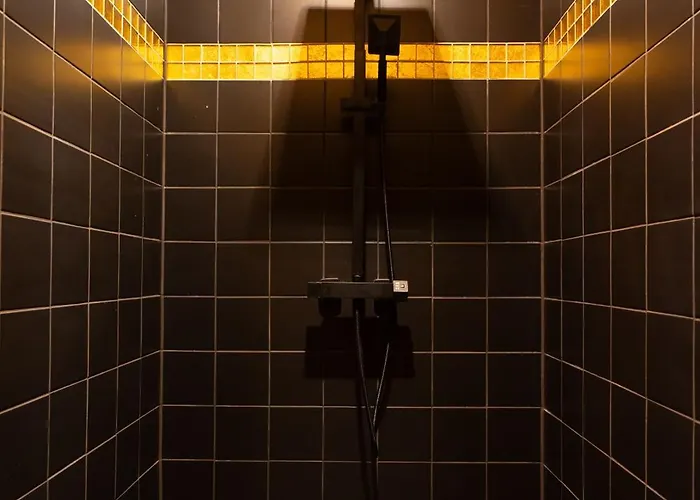 The Hampton Hock's - Wellness & Wine